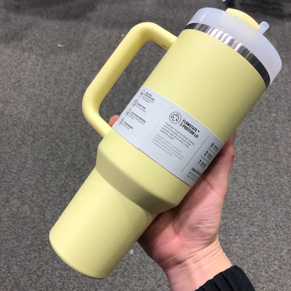 Stanley Quencher H2.0 40 OZ Tumbler pomelo newest release - Picture 4 of 7